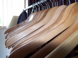 No More Wire Hangers! How to Select the Right Clothing Hanger